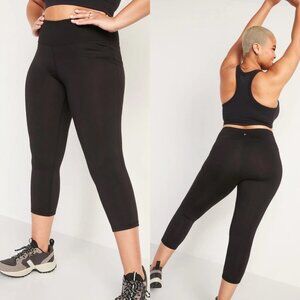 Old Navy Black Power Press Crop Leggings Small Compression Stretch Sweat Wicking